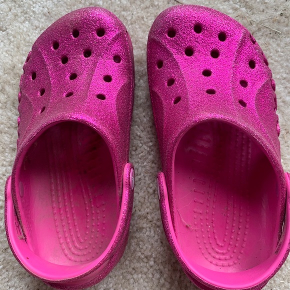 pink sparkly crocs